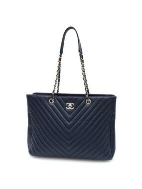 Chanel Caviar-v Stitch 8 Digits Chain